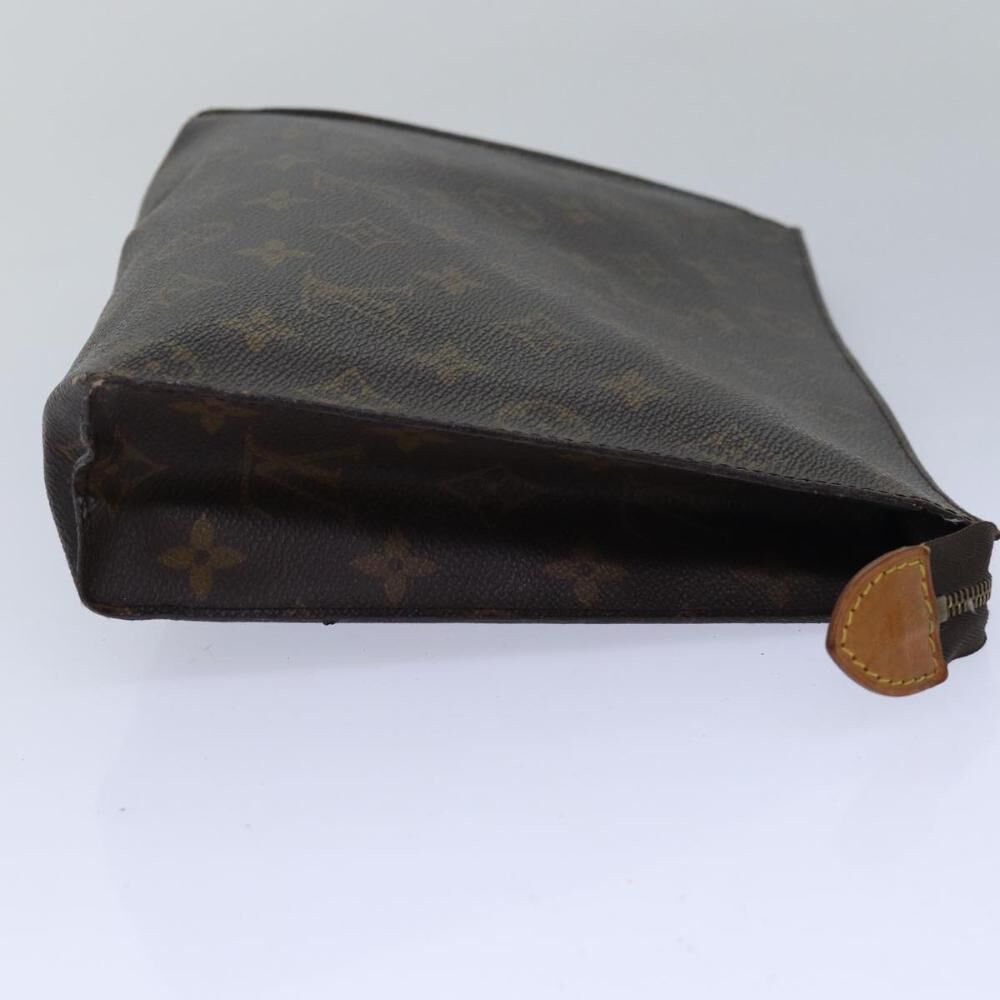 Louis Vuitton Poche Toilette