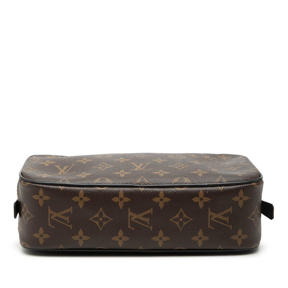 Louis Vuitton Pouch