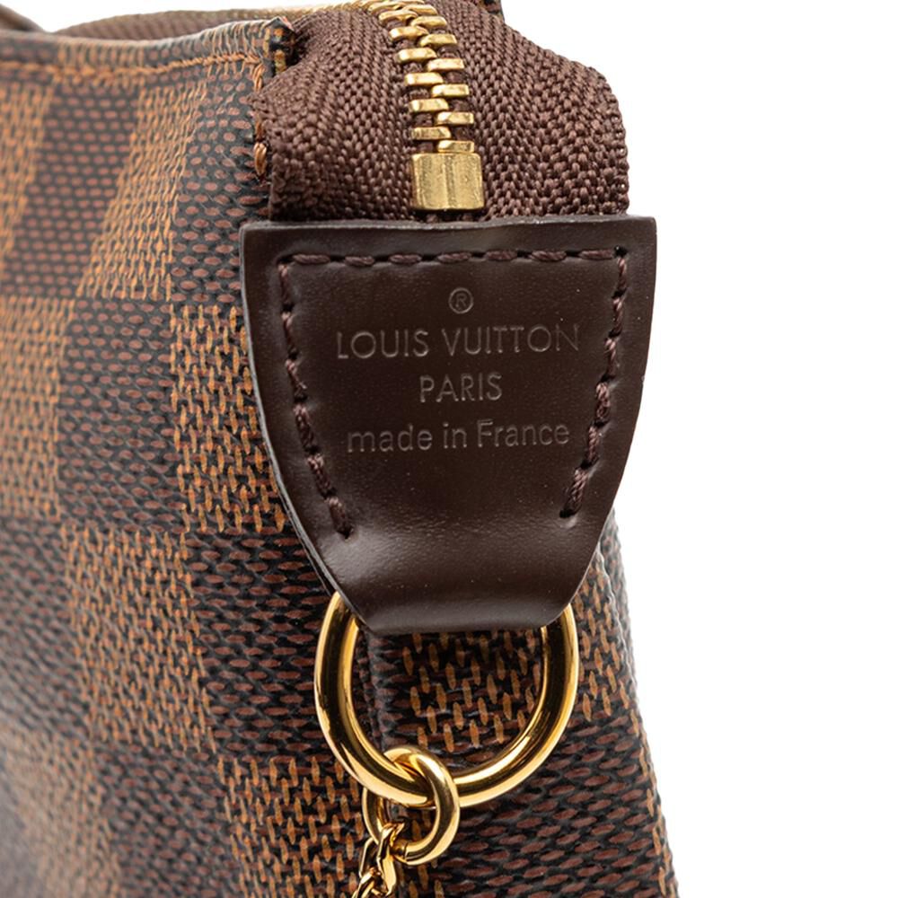 Louis Vuitton Pochette Accessoires