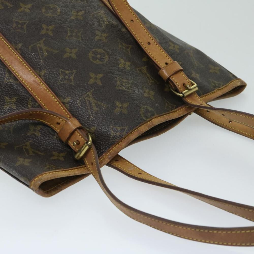 Louis Vuitton Shoulder Bags