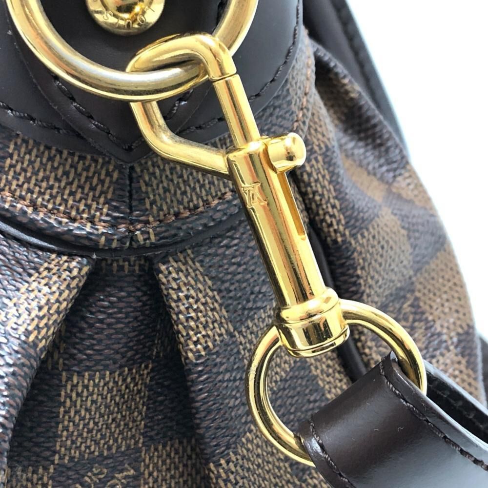 Louis Vuitton Trevi