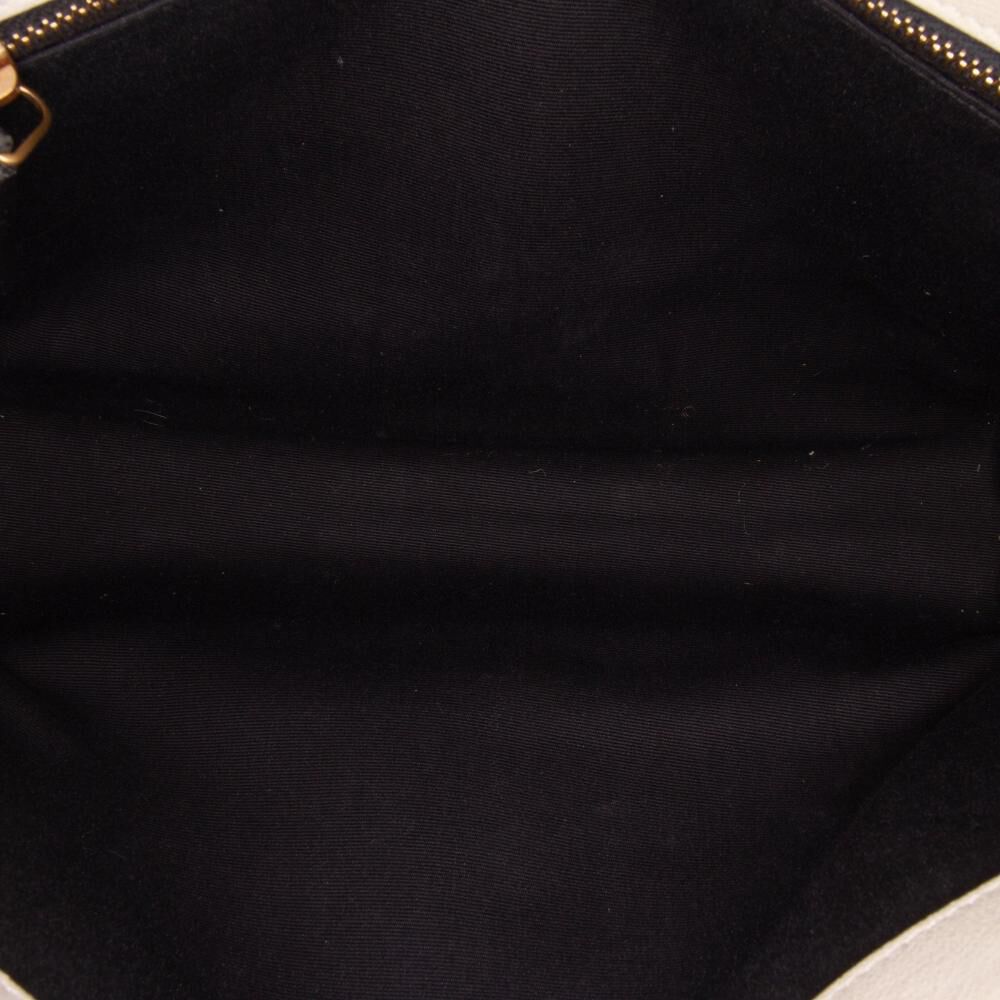 Yves Saint Laurent Shoulder Bag