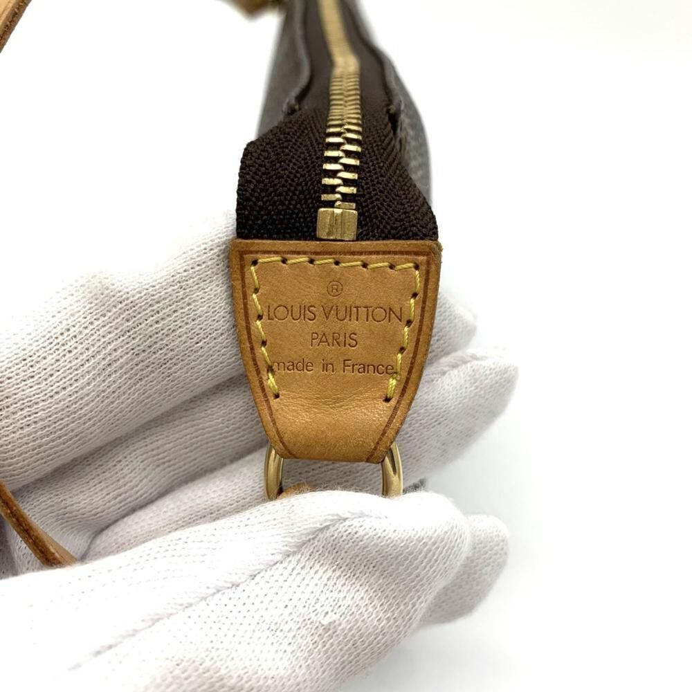 Louis Vuitton Pochette Accessoires