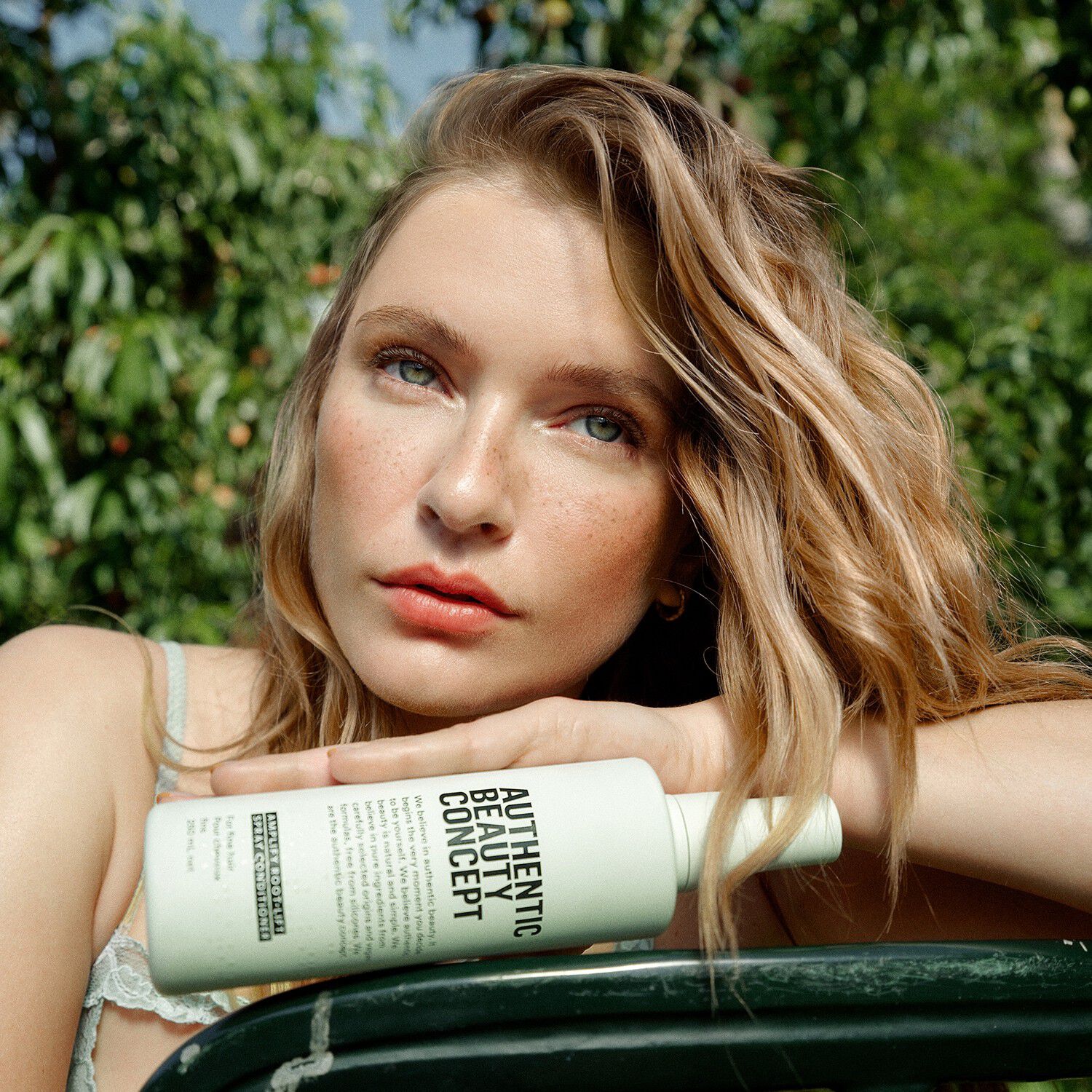 Amplify Root-Lift Spray Conditioner - Spray til volumen og h&aring;rr&oslash;dder u