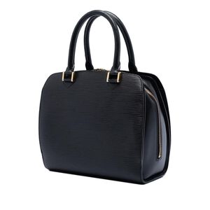 Louis Vuitton Pont Neuf