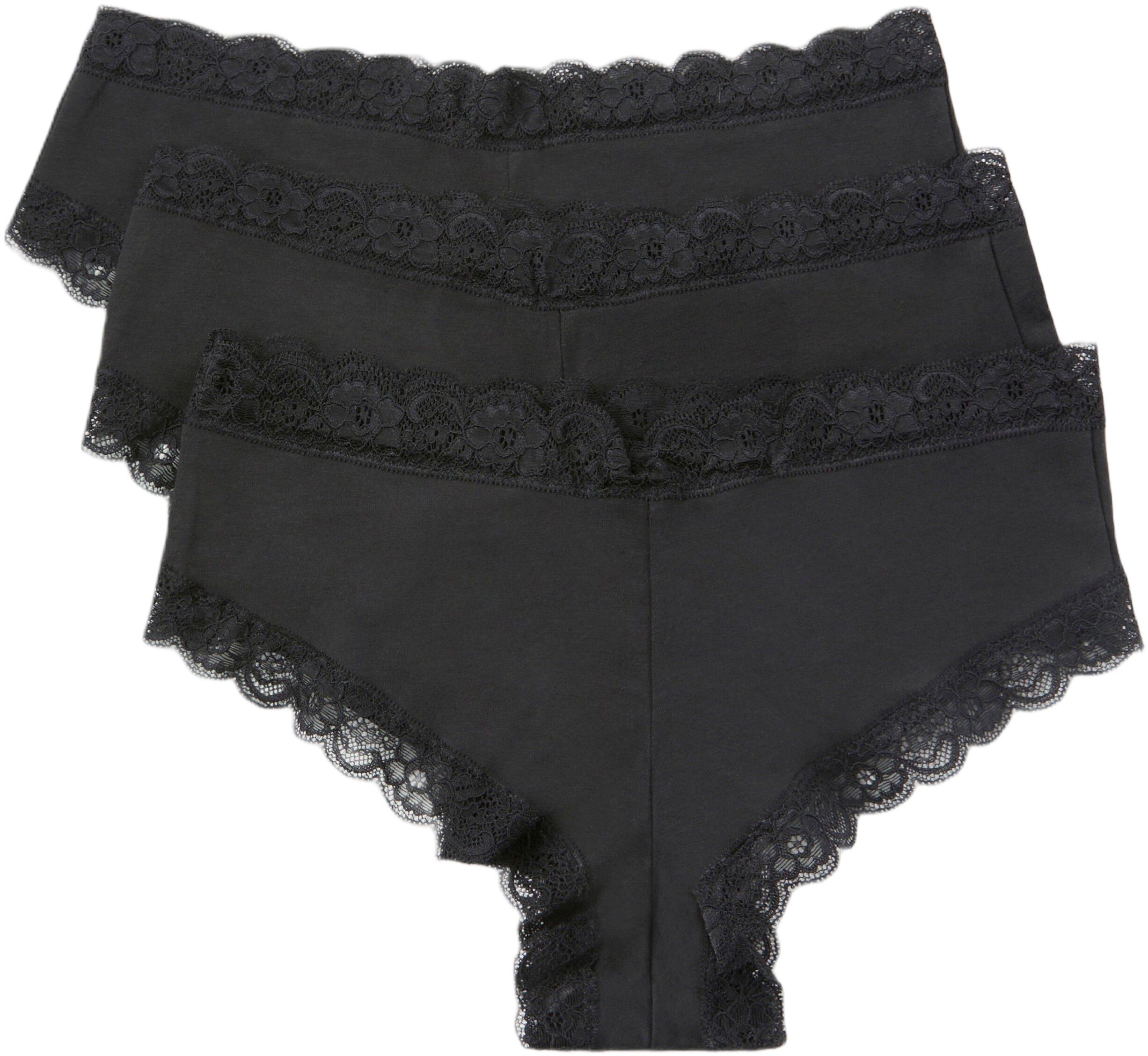 Three pairs of comfy brazilian brie