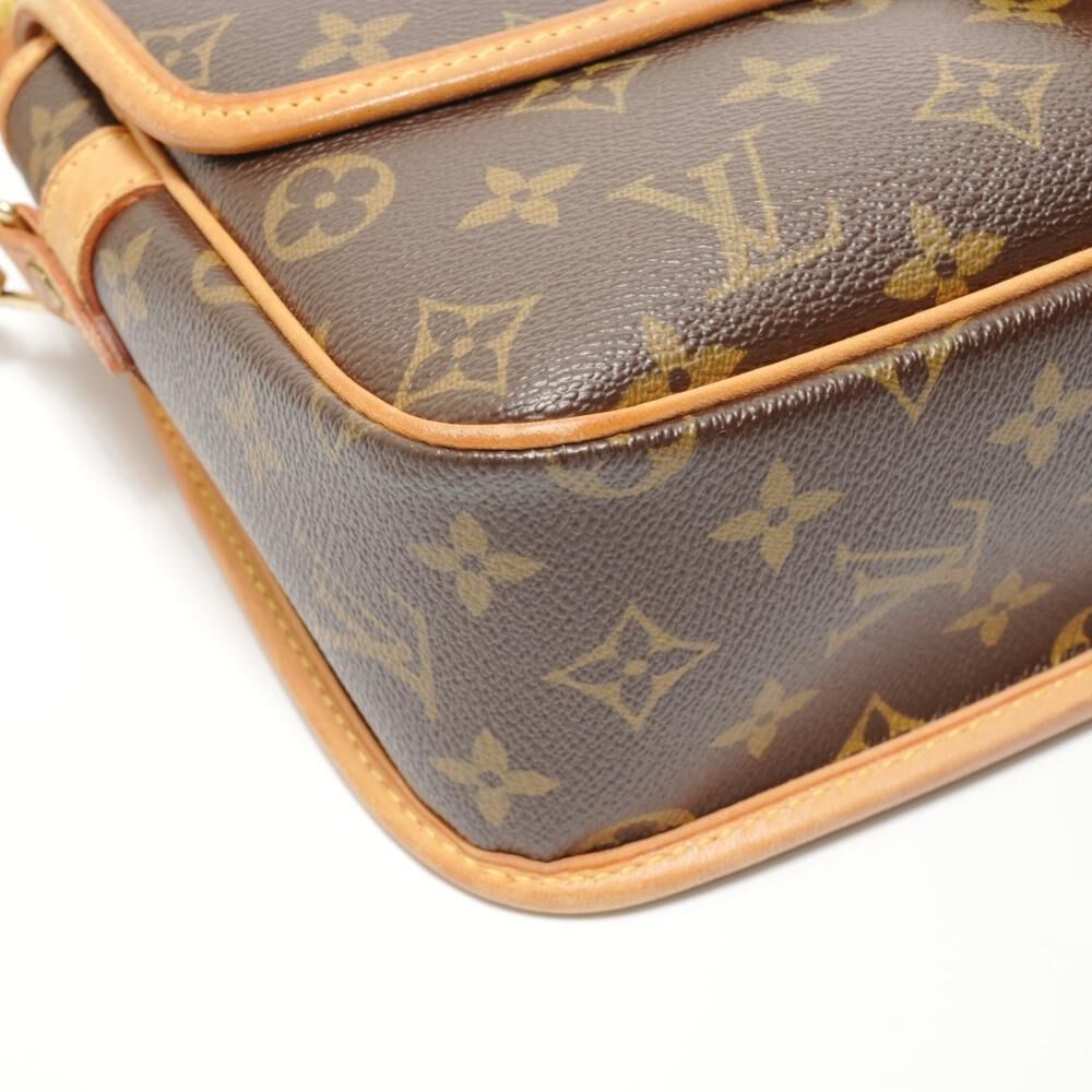 Louis Vuitton Sologne
