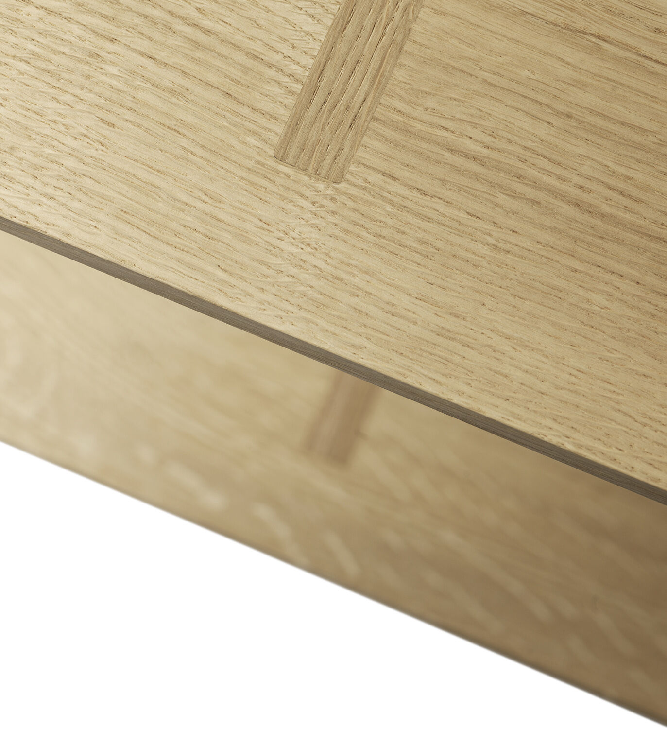 B100 - Sor&oslash; - Hylder