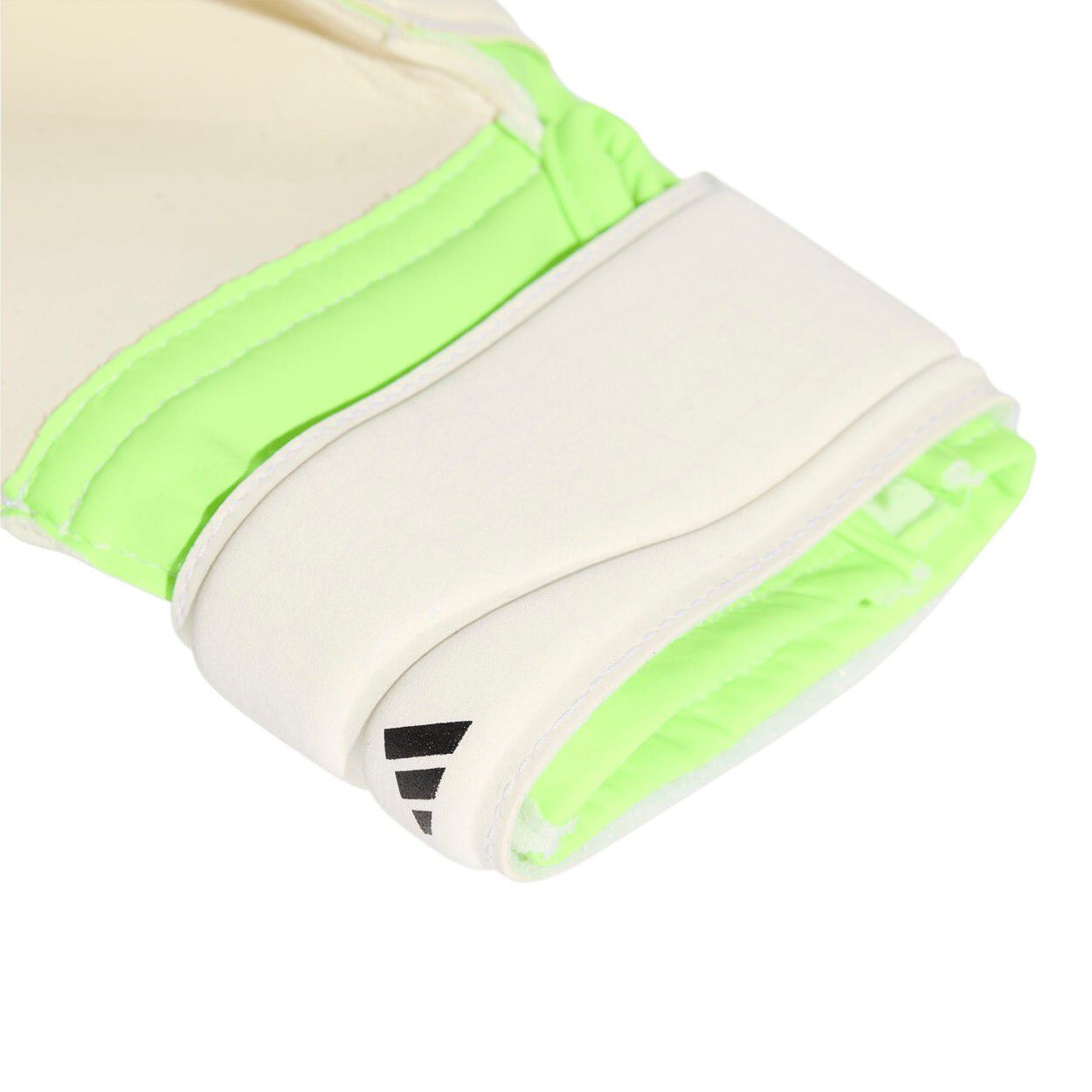 Predator Match M&aring;lmandshandsker