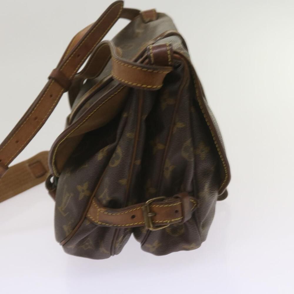 Louis Vuitton Saumur