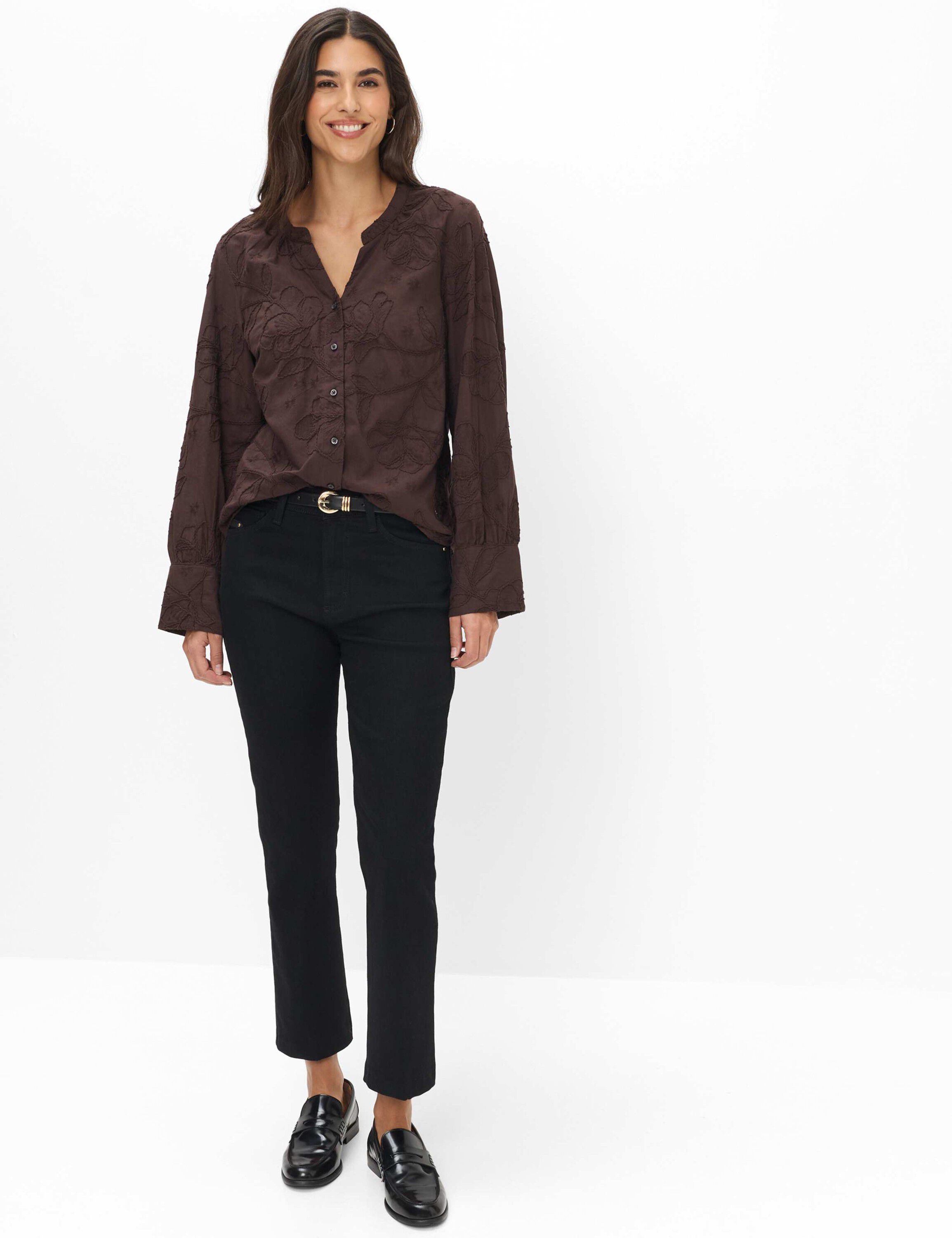 STYLE. VELIA
