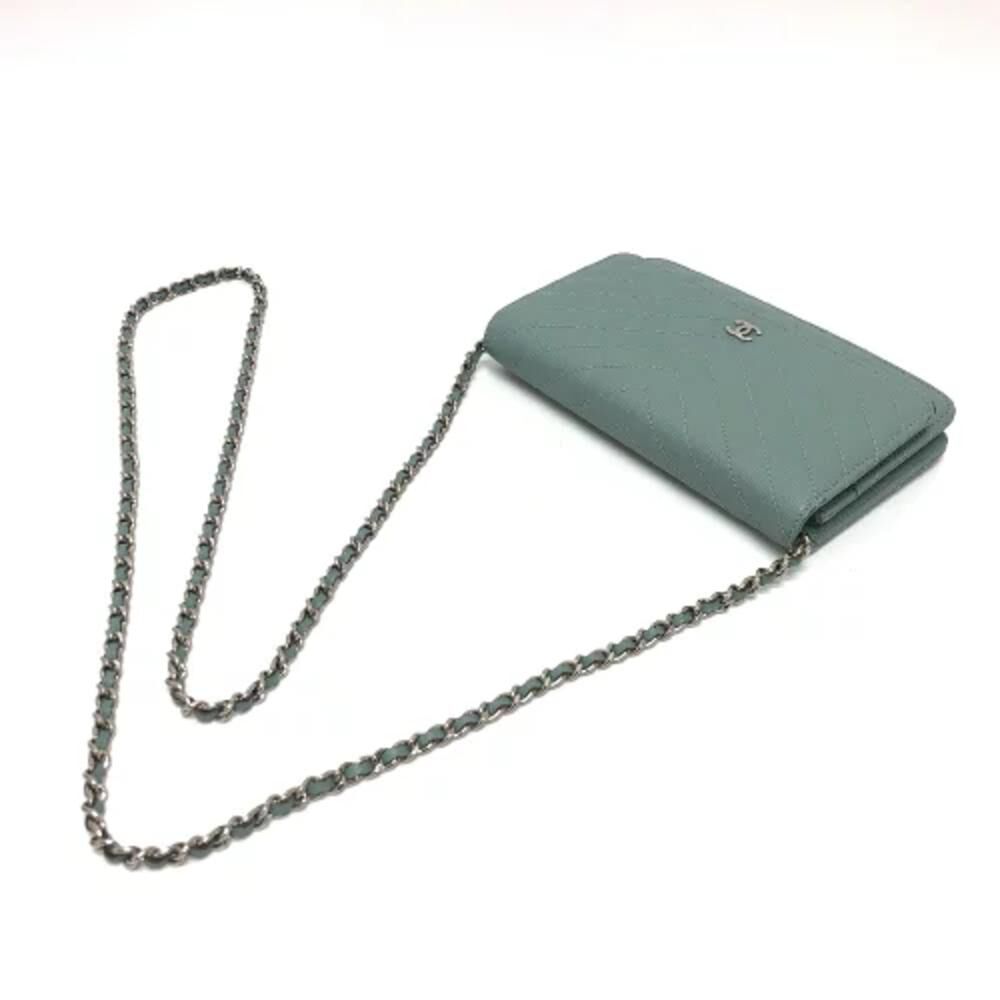 Chanel Wallet On Chain