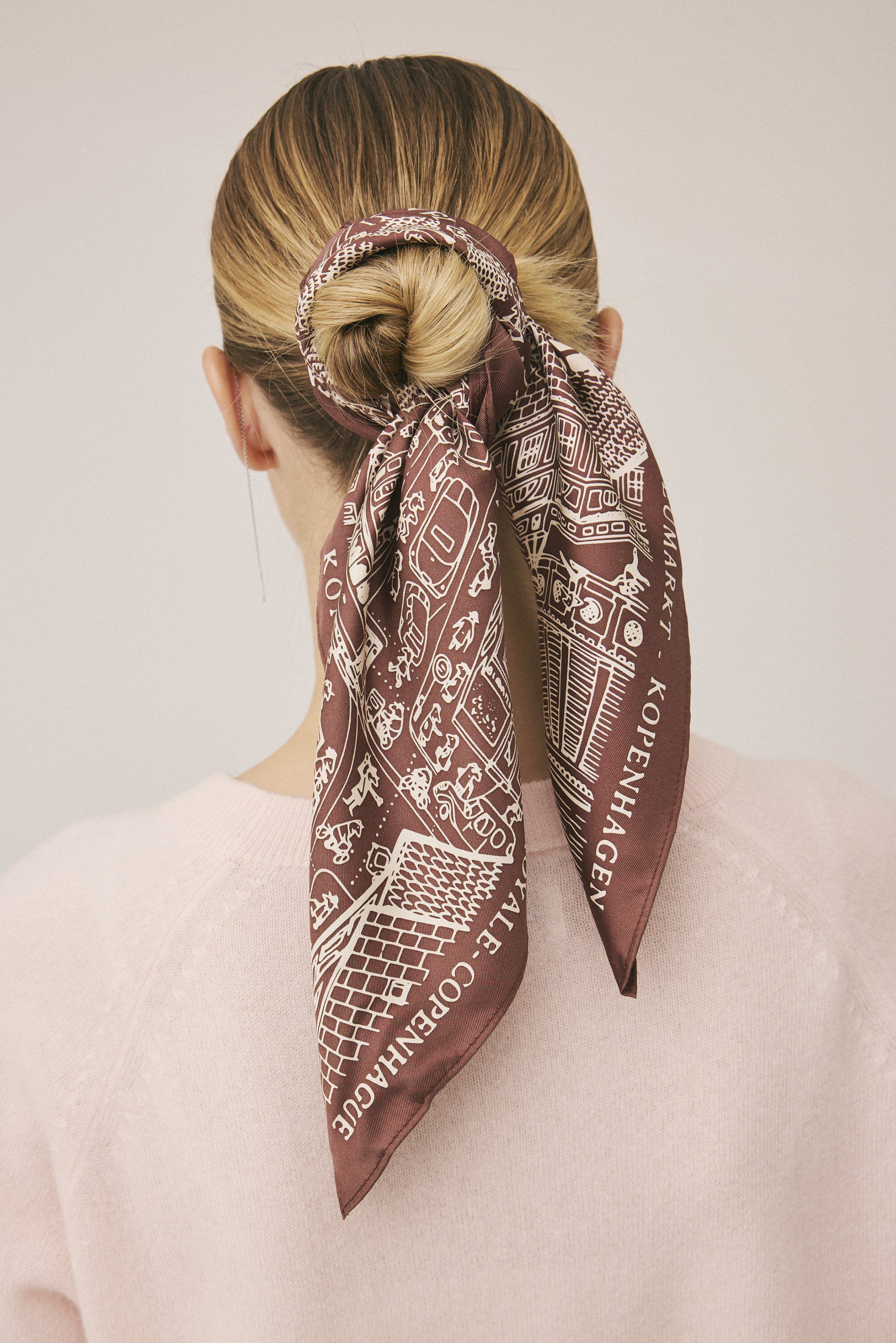 Magasin Iconic Scarf 53x53cm