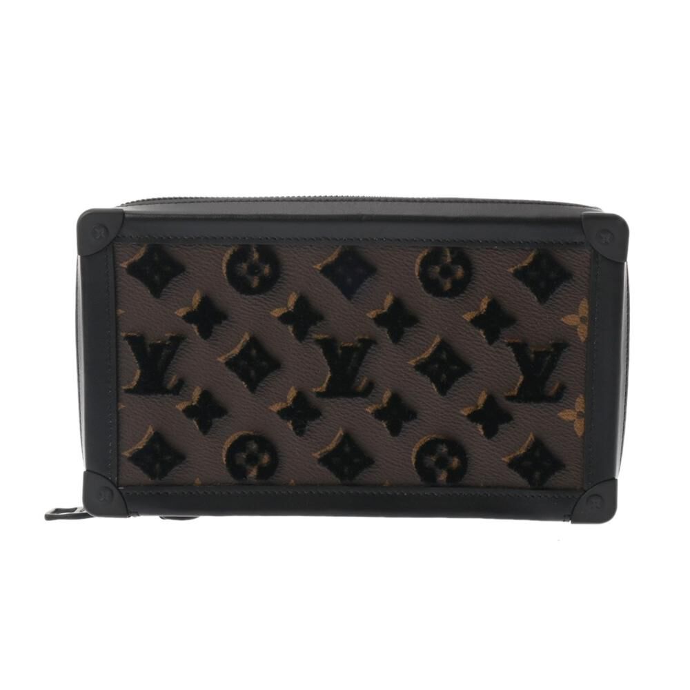 Louis Vuitton Clutch