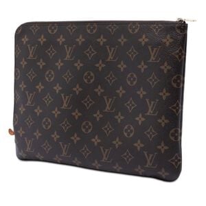 Louis Vuitton Clutch