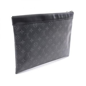 Louis Vuitton Clutch