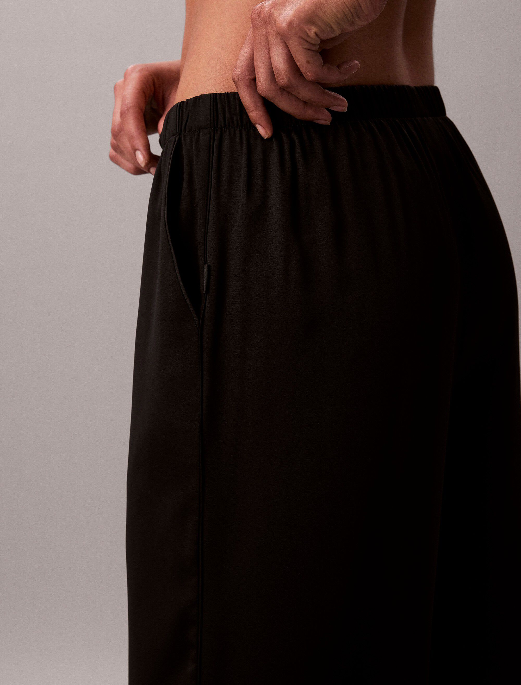 SENSUAL SATIN LOGO PANT