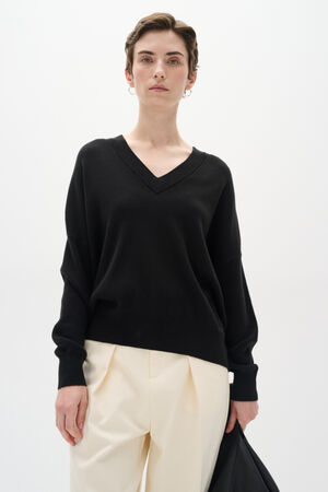 FosterIW V-neck