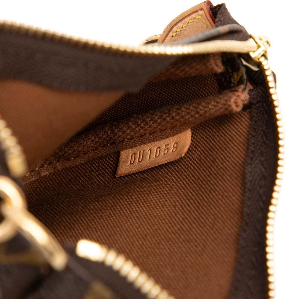 Louis Vuitton Pochette Accessoires
