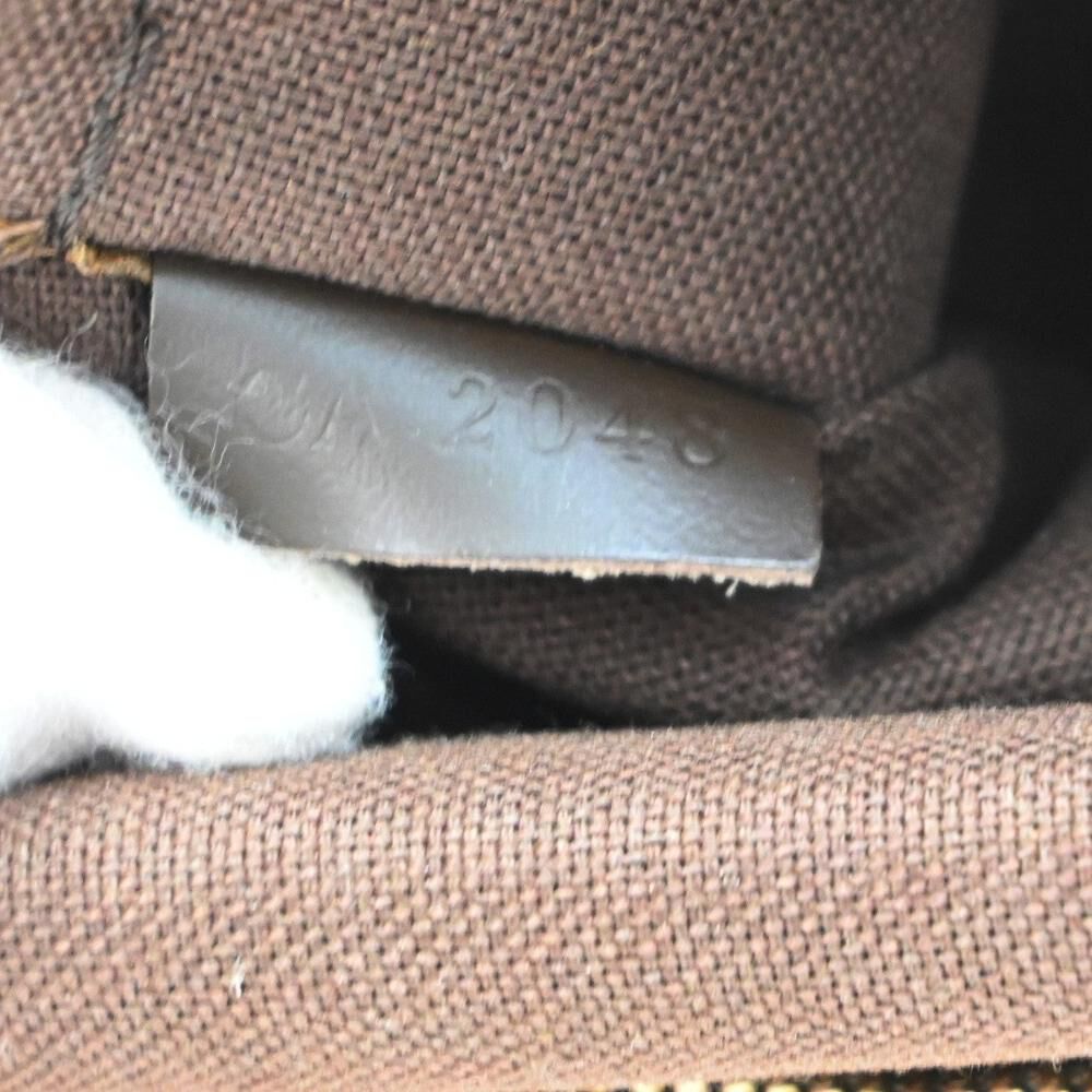 Louis Vuitton Beaubourg