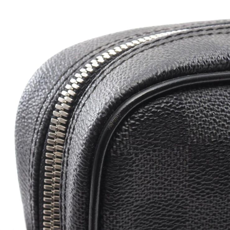 Louis Vuitton Porte Documents Voyage