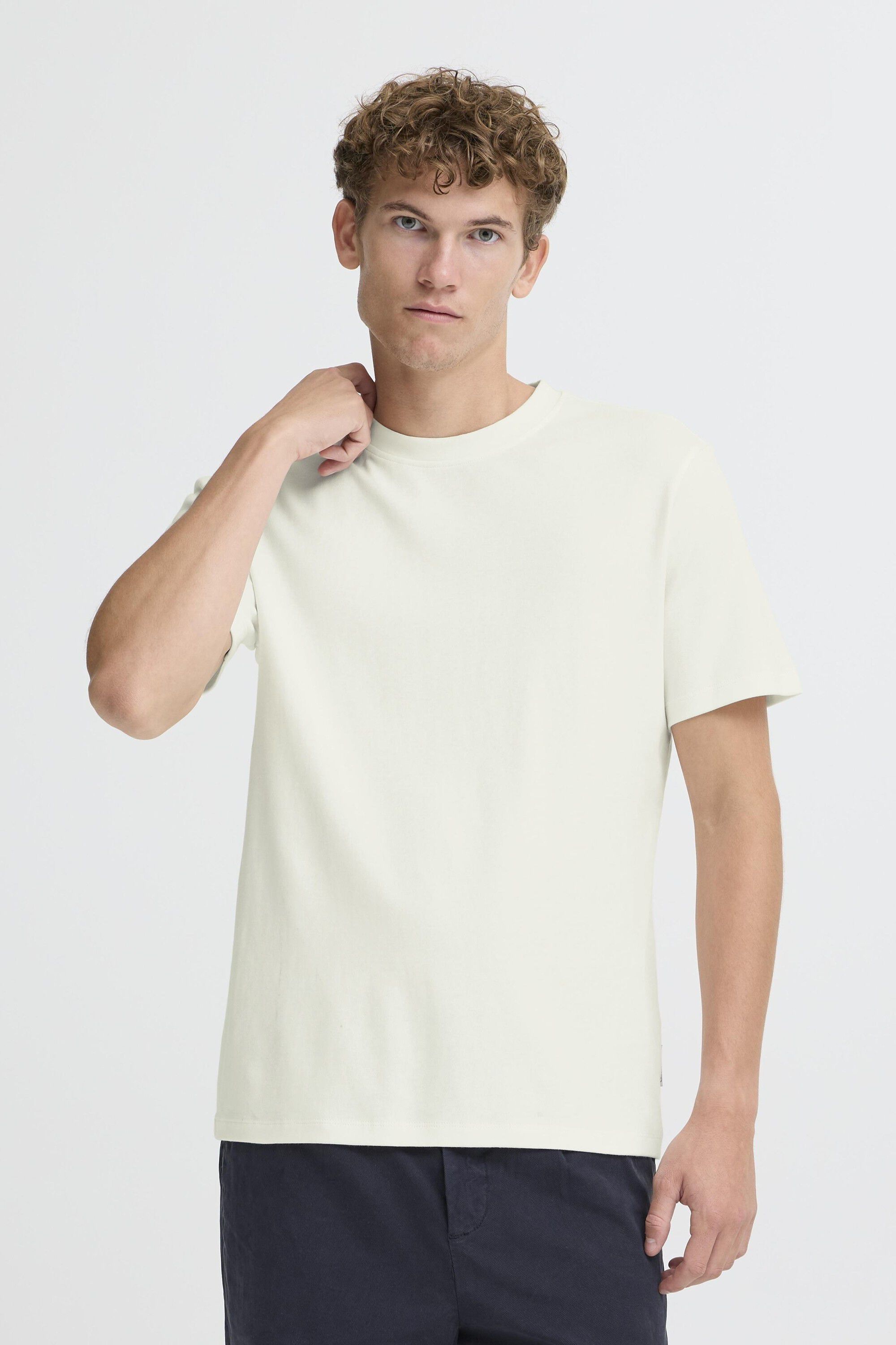 CFNILO MID WEIGHT TEE