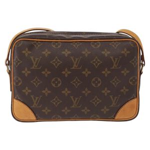 Louis Vuitton Shoulder Bags