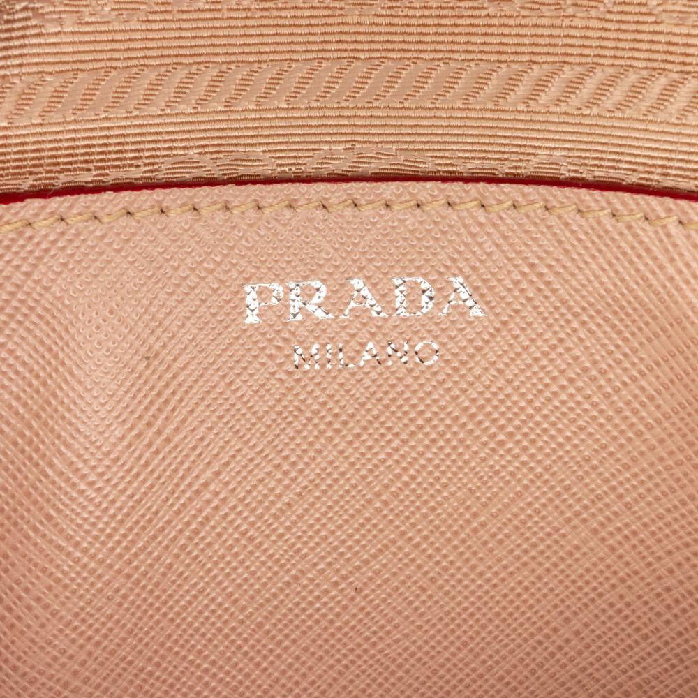 Prada Promenade