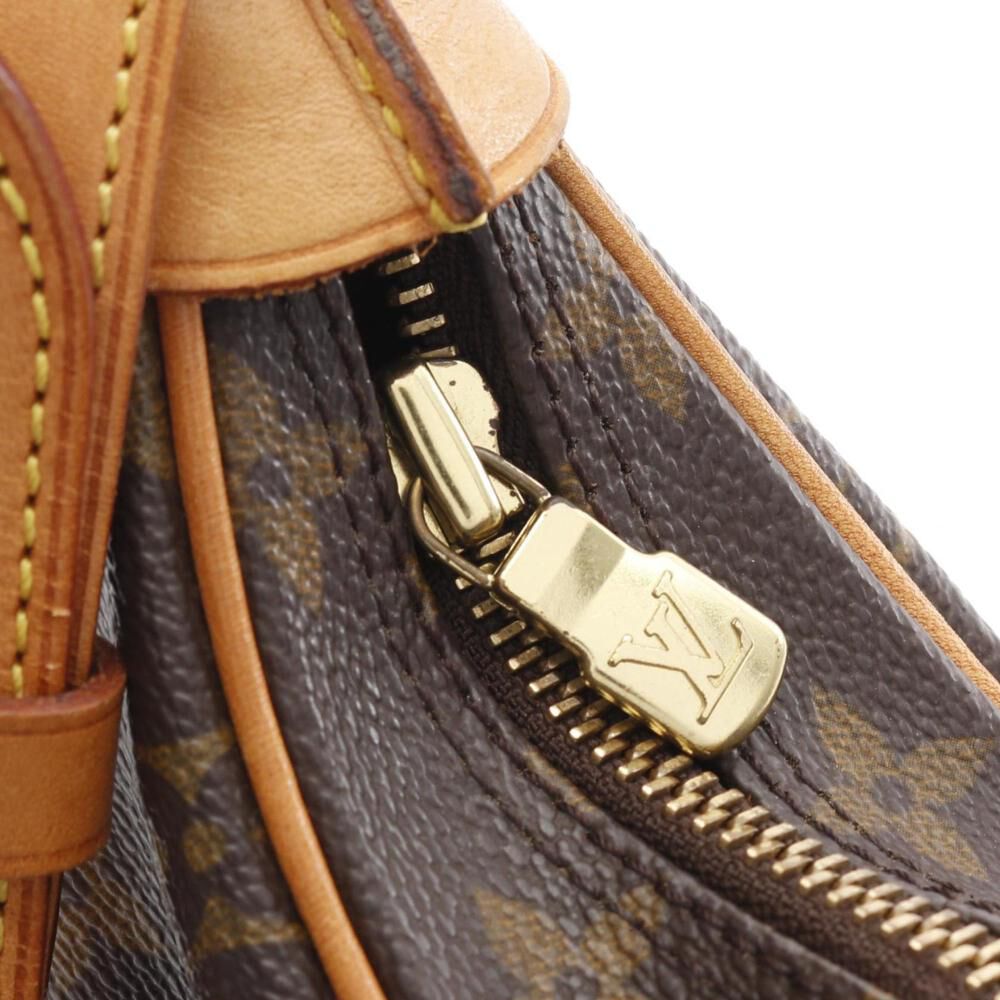 Louis Vuitton Shoulder Bags