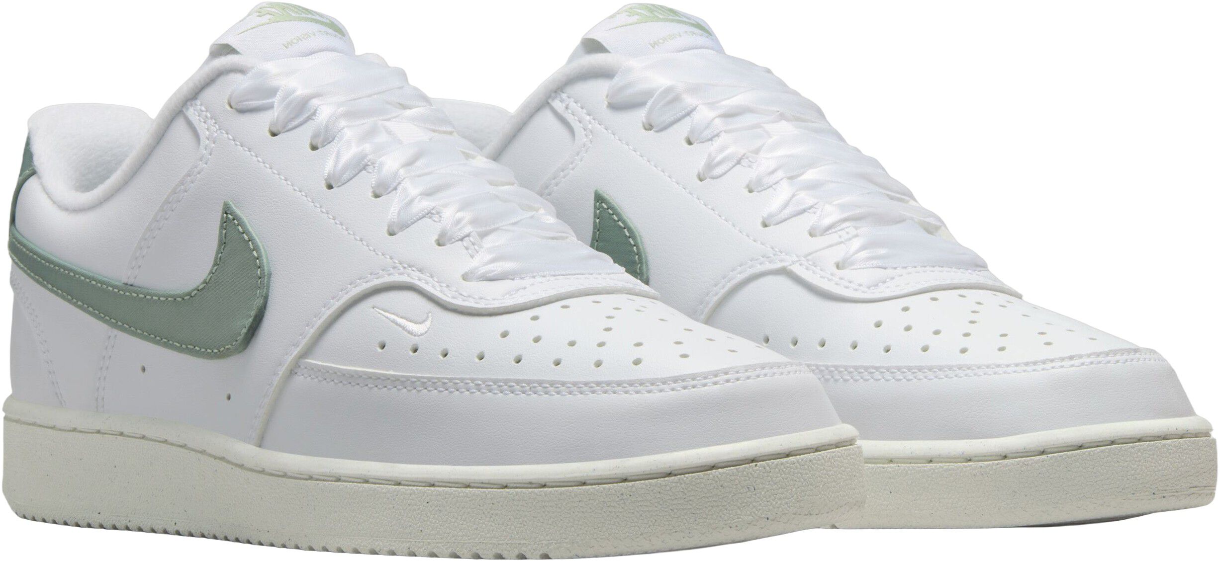 Court Vision Low Sneakers