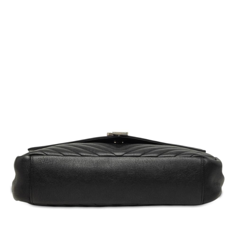 Yves Saint Laurent Handbag