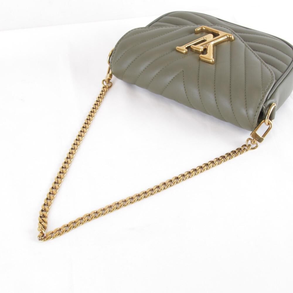 Louis Vuitton Shoulder Bags