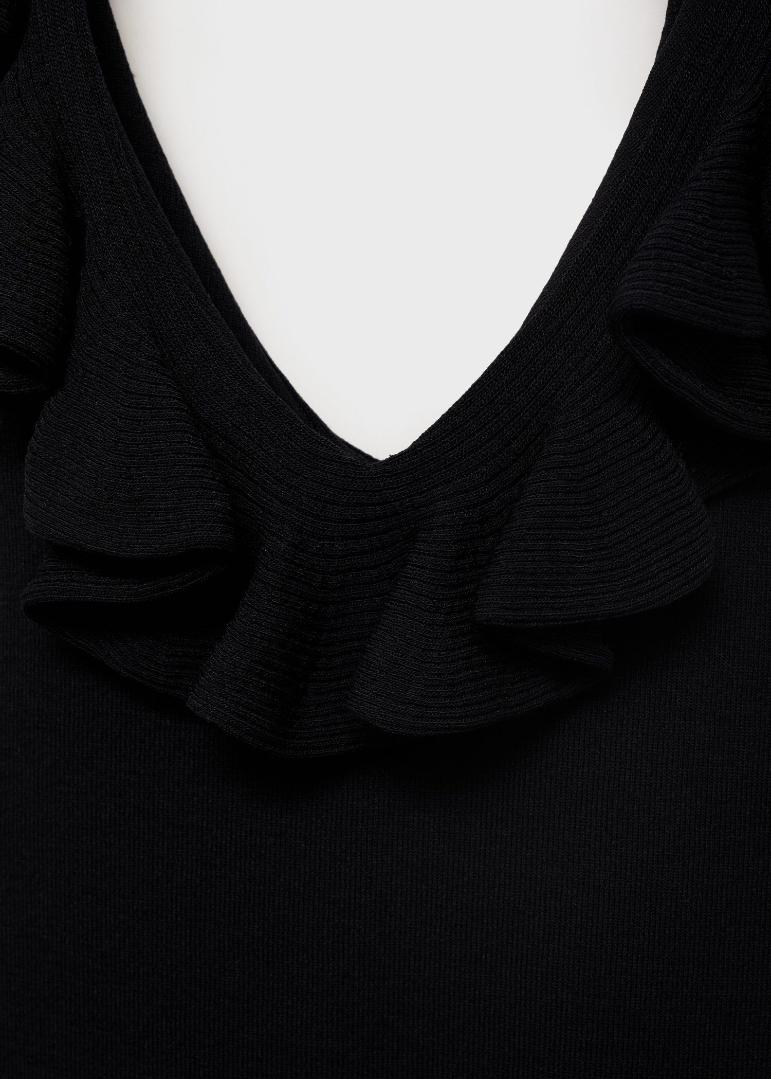 Ruffle knit top