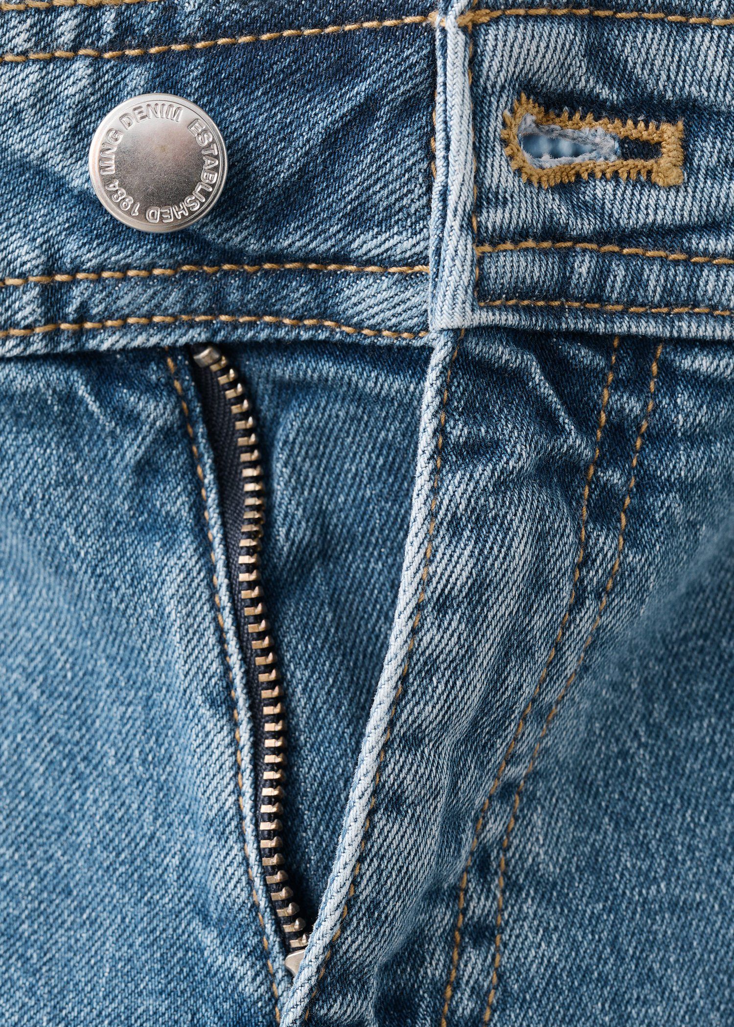 High-waisted wideleg jeans