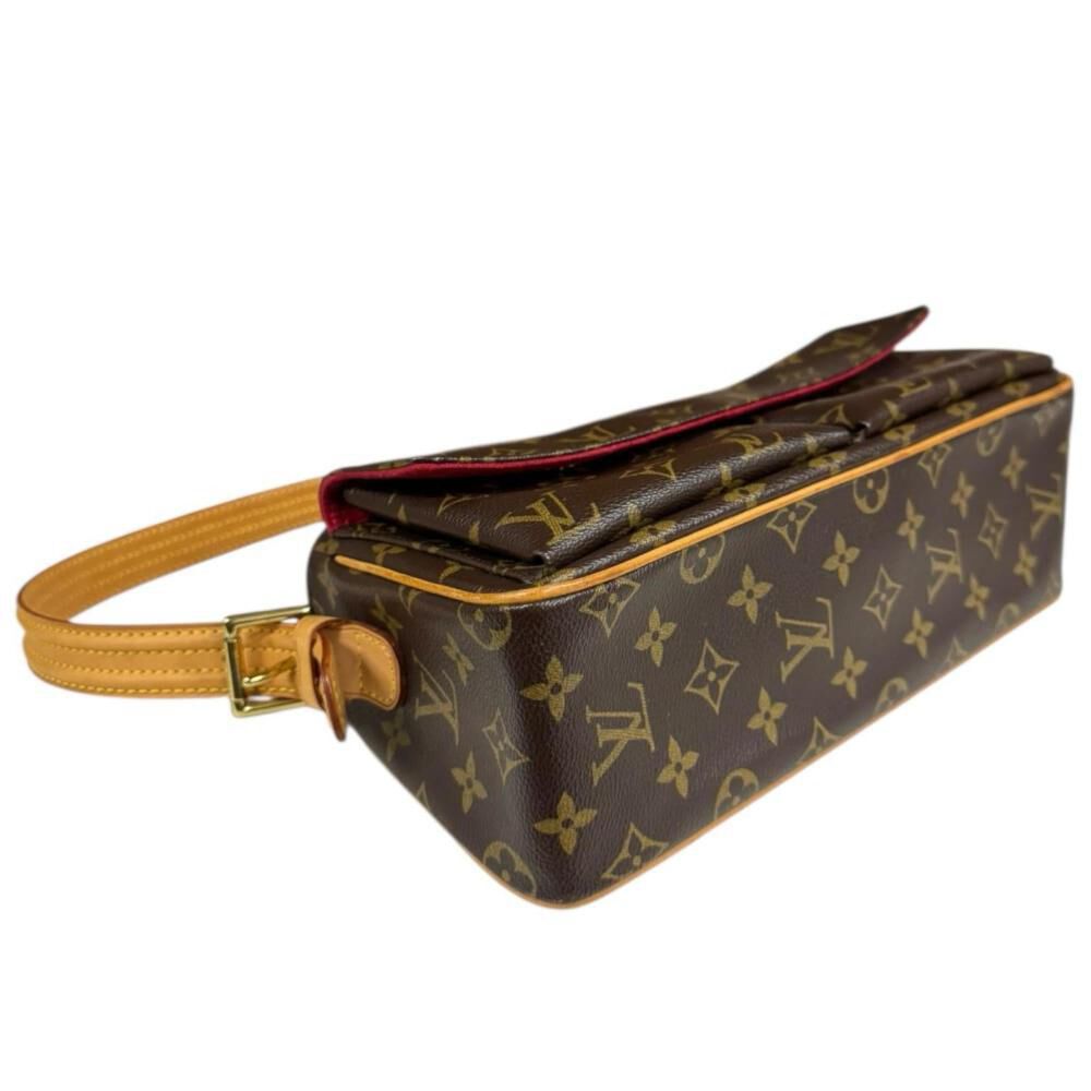 Louis Vuitton Shoulder Bags