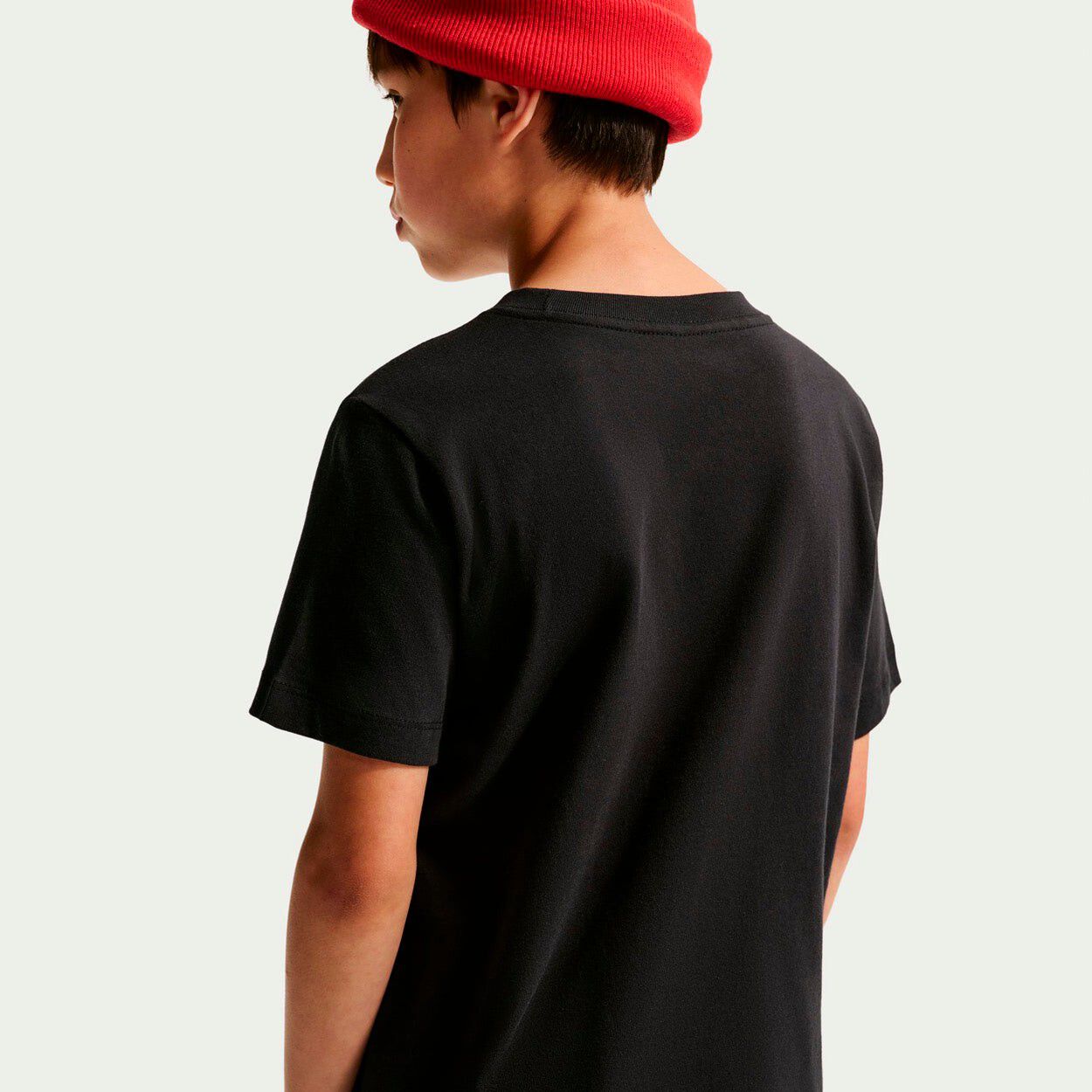 NIKE SPORTSWEAR BIG KIDS' T-SH