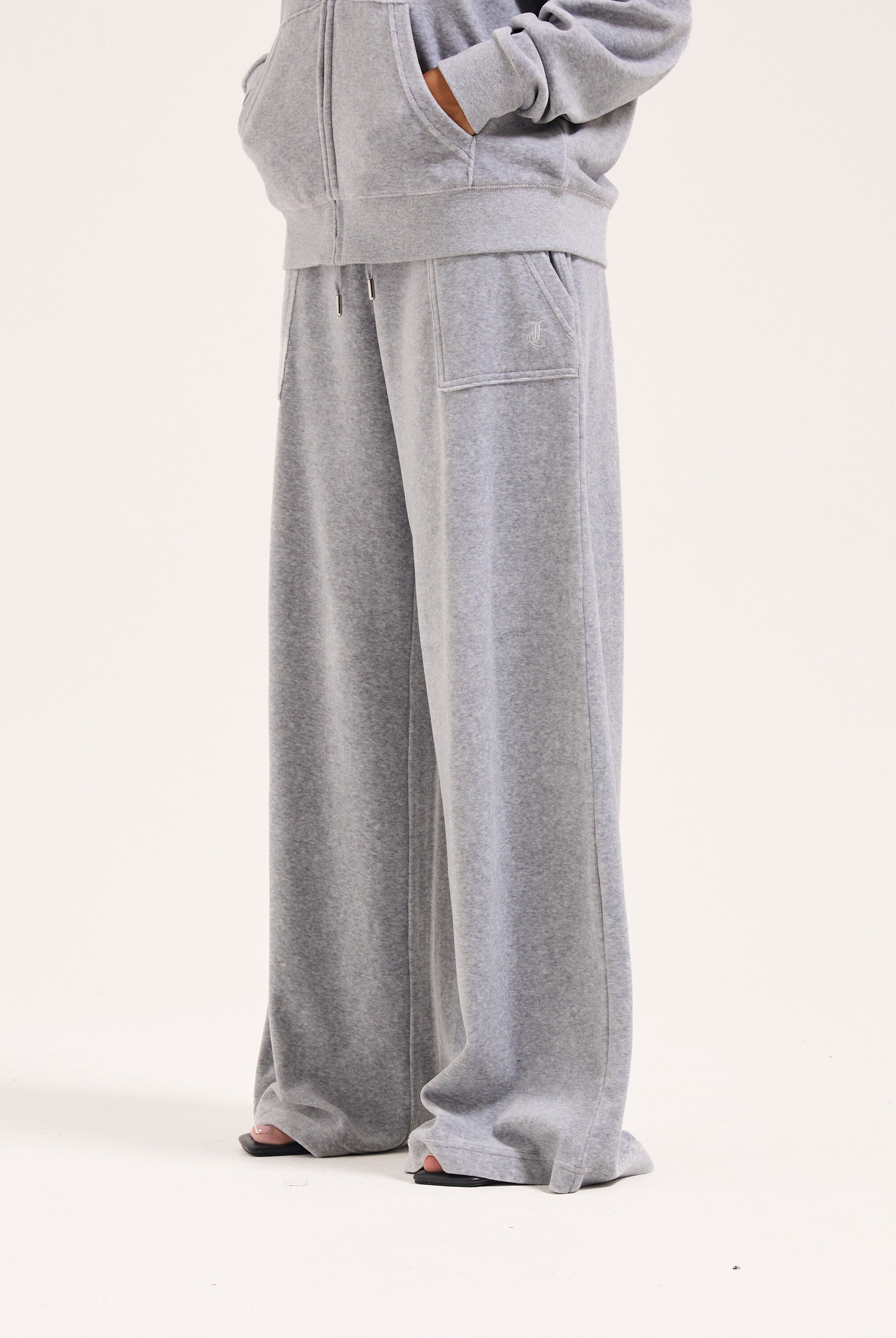 YUKA WIDE LEG TRACKPANT