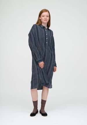 relieve shirtdress dobby