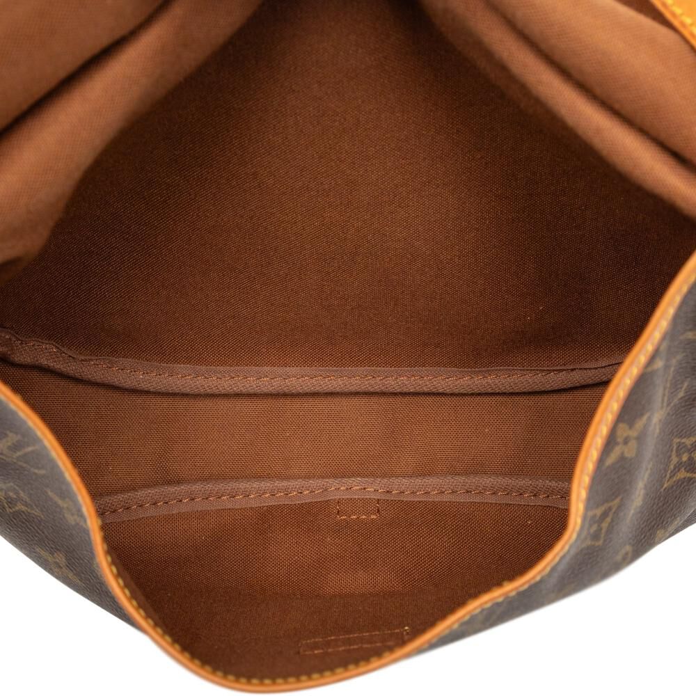 Louis Vuitton Saumur