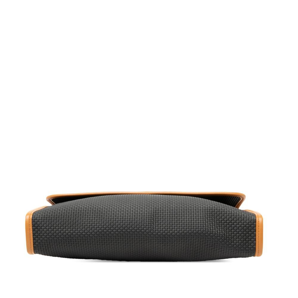 Yves Saint Laurent Clutch