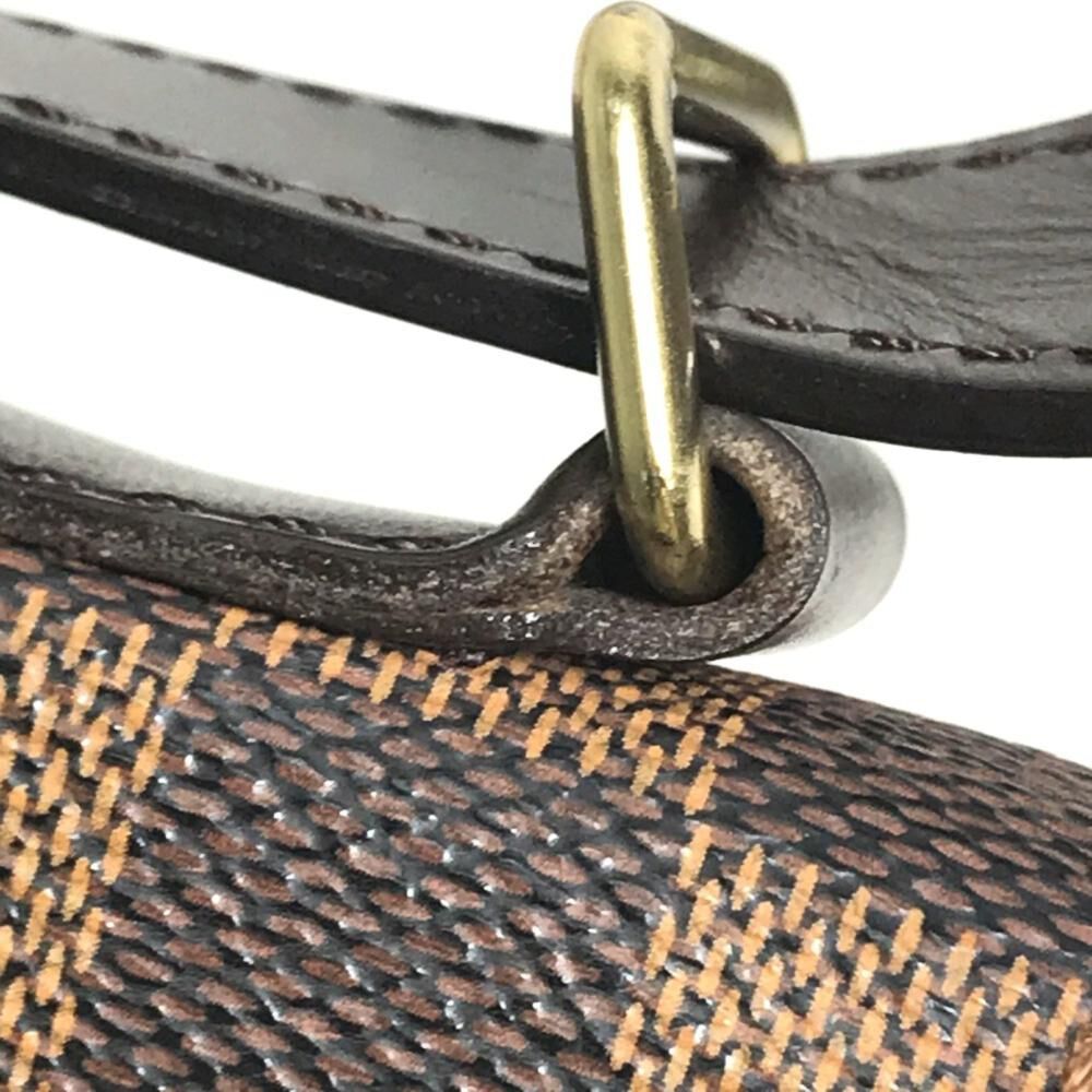 Louis Vuitton Shoulder Bags