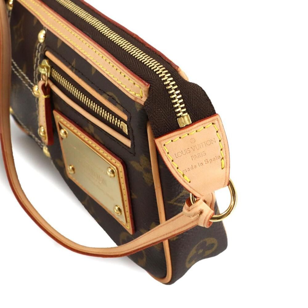 Louis Vuitton Pochette Accessoires