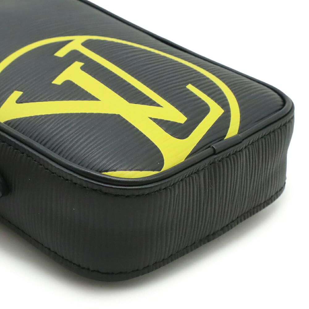 Louis Vuitton Shoulder Bags