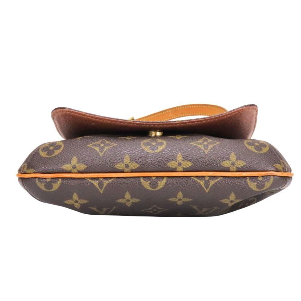 Louis Vuitton Shoulder Bags