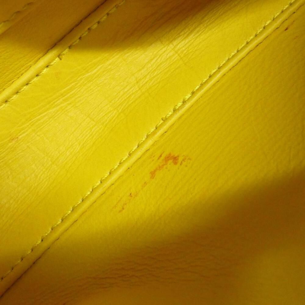 Balenciaga Triangle Pochette