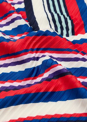 Textured print scarf