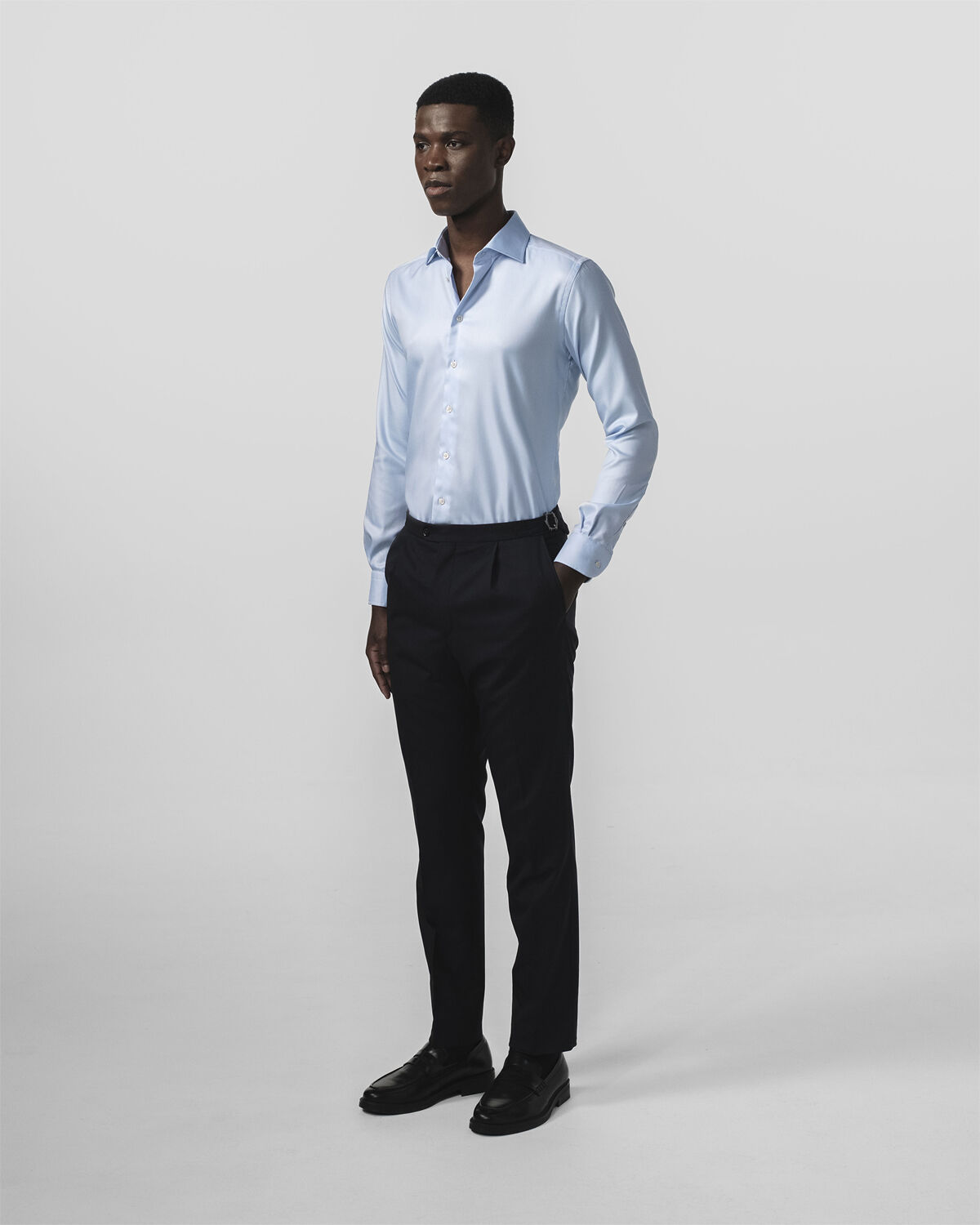 The CEO 4. 0 | Light blue | Slim fit