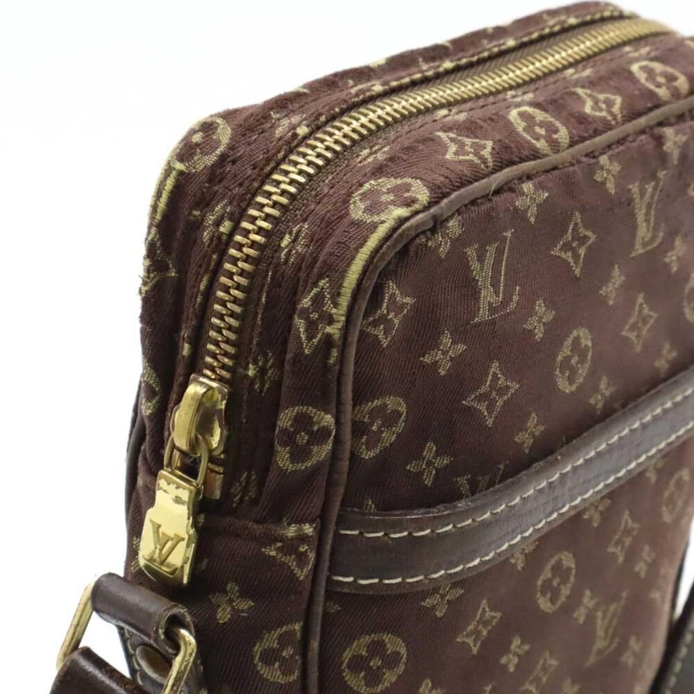 Louis Vuitton Shoulder Bags