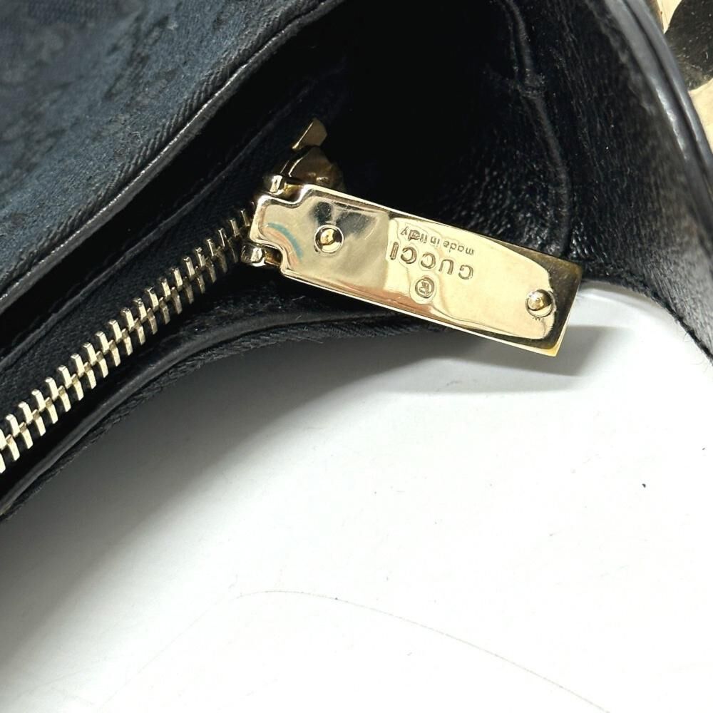Gucci Shoulder Bag