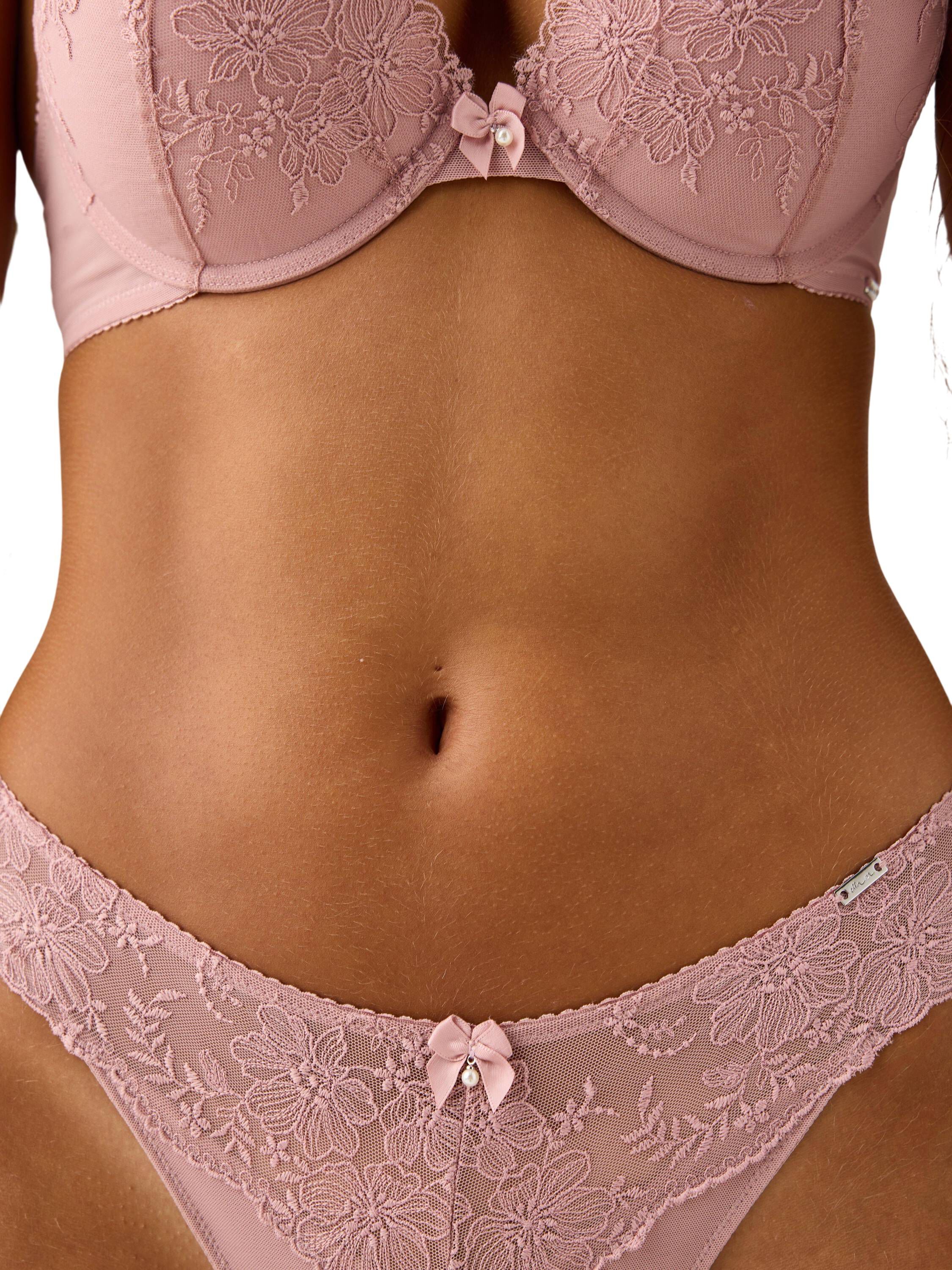 Braziliantrosor med spets och mesh-